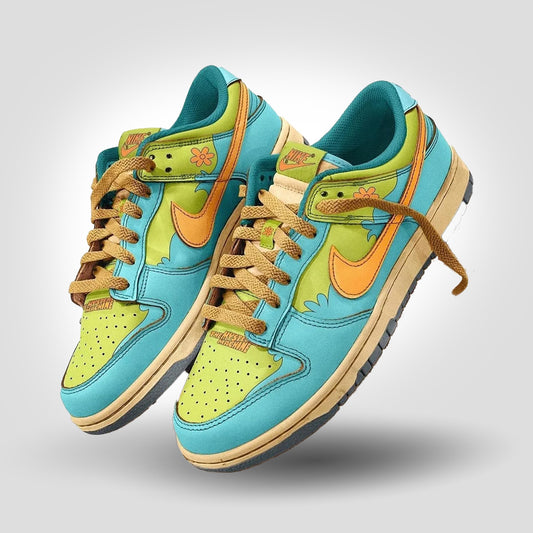 SCOOBY DOOBY X NIKE DUNK